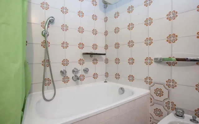 Rental in Rome Arco Ciambella Studio