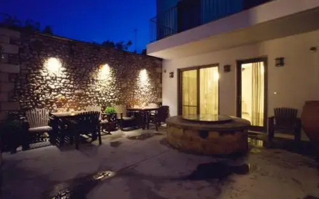Myros House