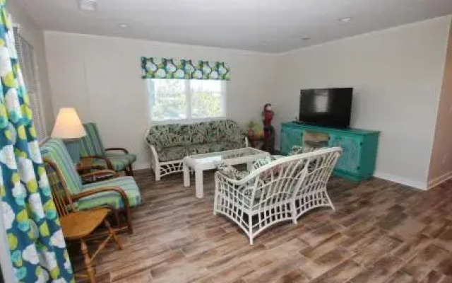 Camelot Hallett - 3 Br Home