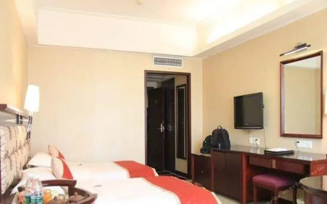 Huayu Hotel