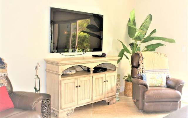 Jamaica Royale 004 - 1 Br Condo