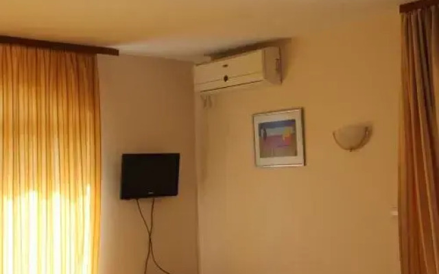 Royall Dreams Apartment