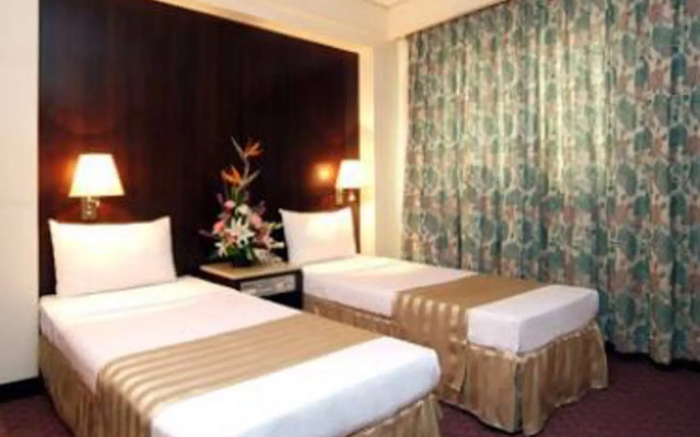 Royal Castle Hotel