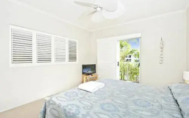 24 Cooran Court