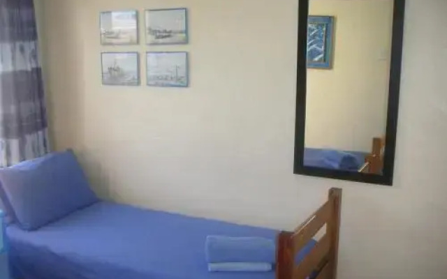 Waterside Living CL16