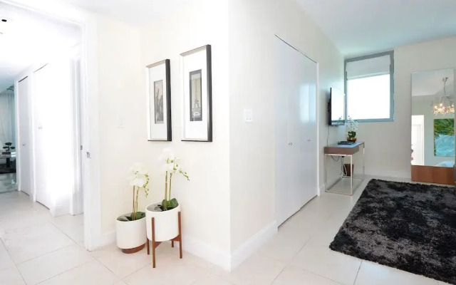 Miami World Rental - Setai 2304
