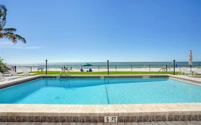 Strandview Tower 203