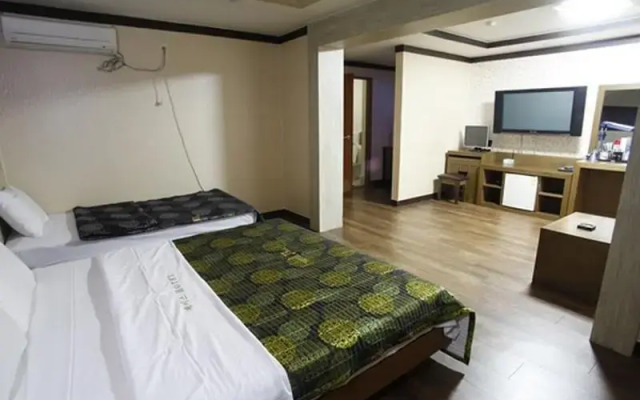 Goodstay Js Motel