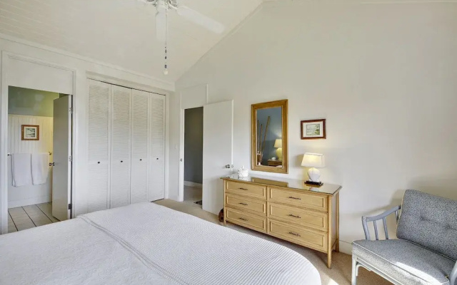 Blue Hawaii 57 K - 1 Br Condo