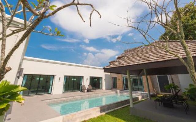 Lespalm Layantara Pool Villa Resort