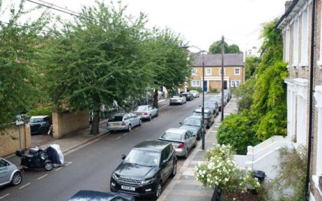 Two Bedroom House in Chelsea