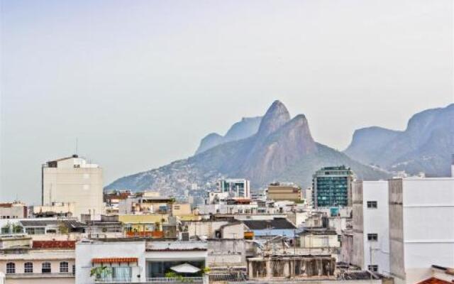 Penthouse duplex with Private Pool and View in Copacabana