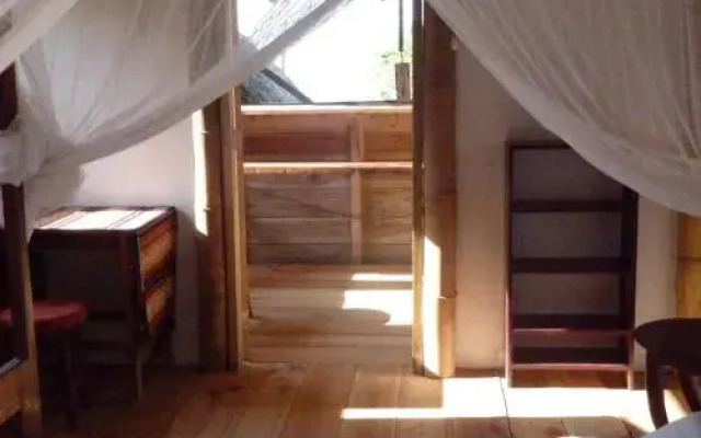hostal monte libano