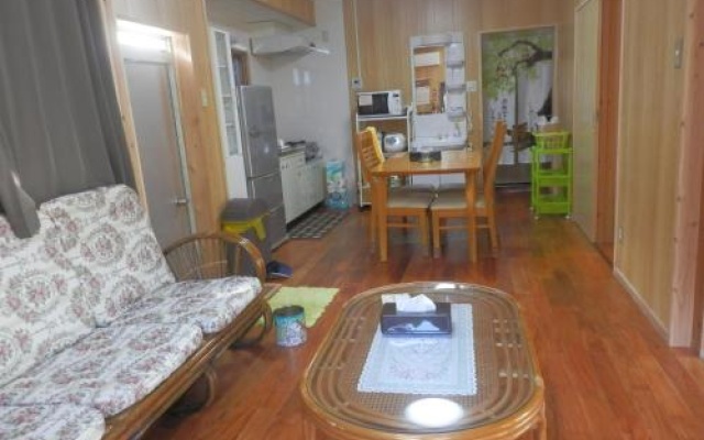 Yadoya Ohana – Guest Rooms – Motobu