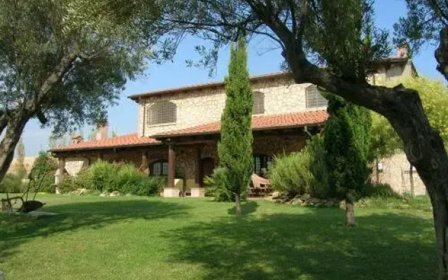 Casale Farnesiana B&B