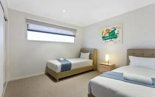 Villa Athena - Melbourne