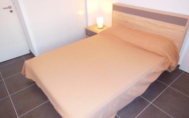 3 Bedrooms, 3 bathrooms central Cannes Lecerf 411