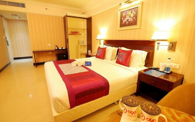 OYO Premium Vytilla Bypass