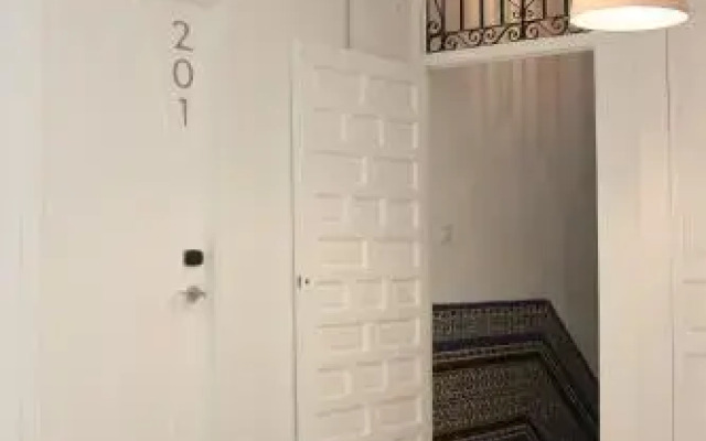 Las Atarazanas - Design Hostal
