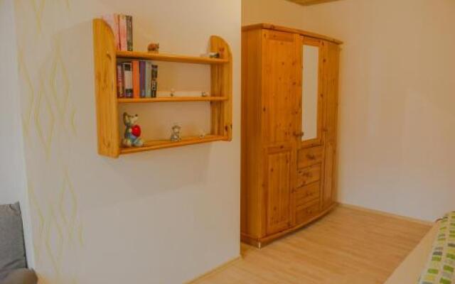 Zimmer zur ehemaligen Weinstube