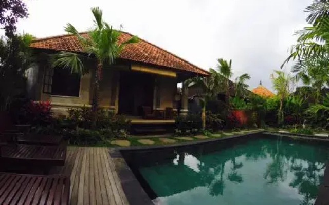Cahyatika Bed & Breakfast