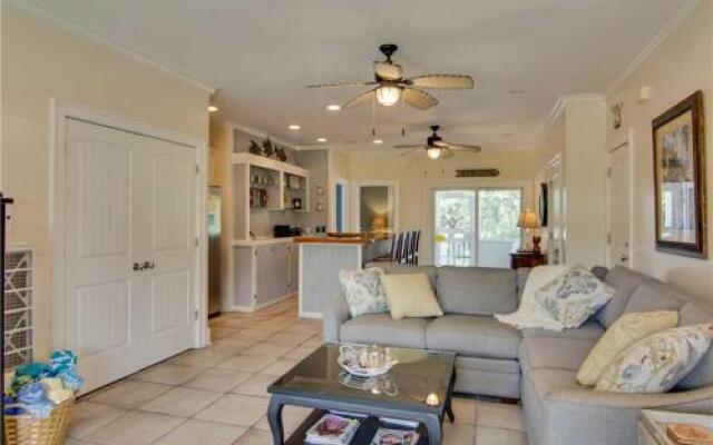 Cameron Boulevard 3901 by RedAwning