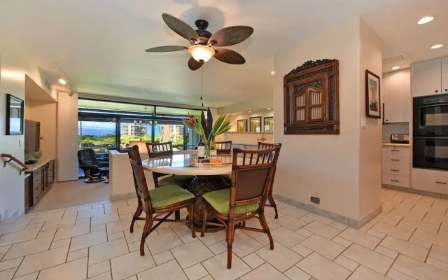 Kaanapali Royal N 102 by RedAwning