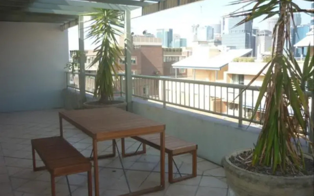 HWD89 - Harwood St Apartment