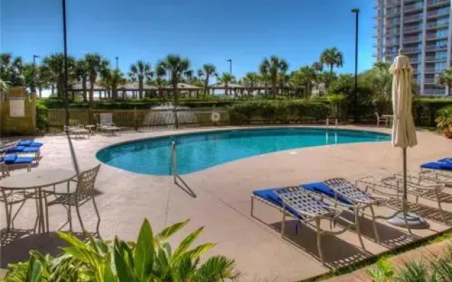 Royale Palms 1705