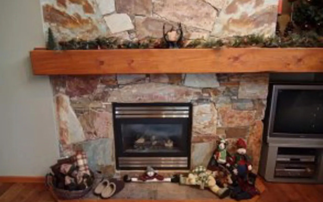 Mountain Town Properties White Wolf 1