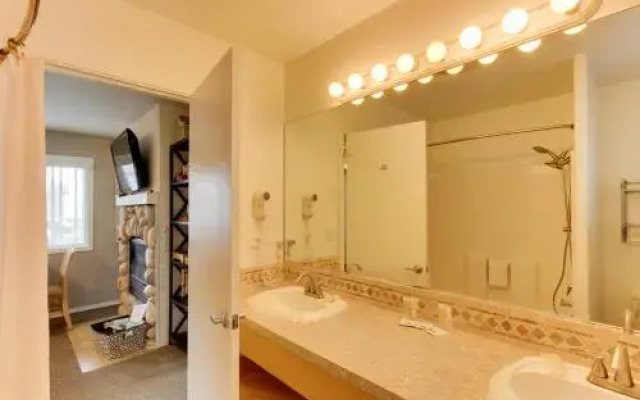 Sandals Inn | SPA Suite