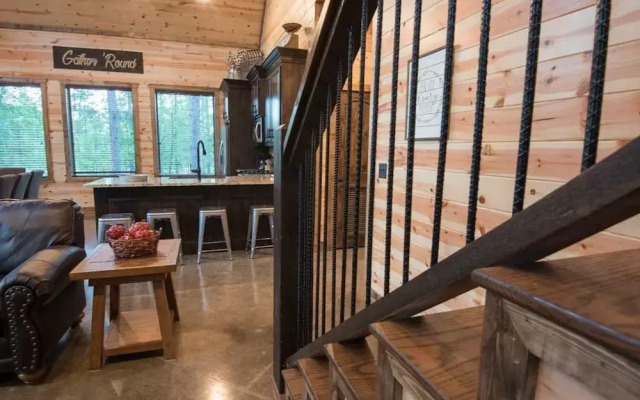 Gather Round Lodge - 3 Br Cabin