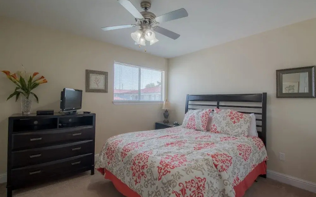 Oak Shores-Oak Shores 103