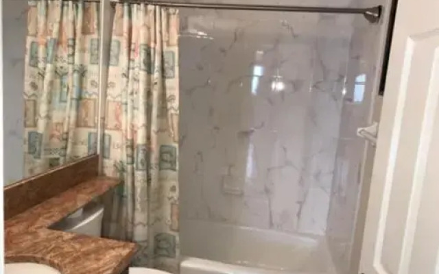 Prestigious Condo Located in Fabulous Resort with Pool and Hot Tub by RedAwning