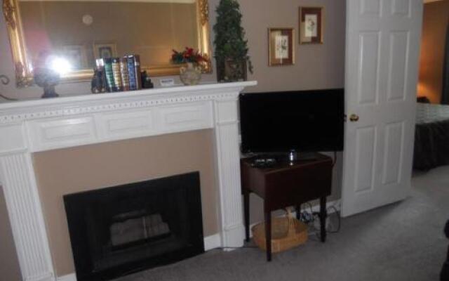 Gatlinburg Chateau Condo #304 by RedAwning