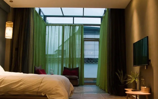 Yan Art Hotel