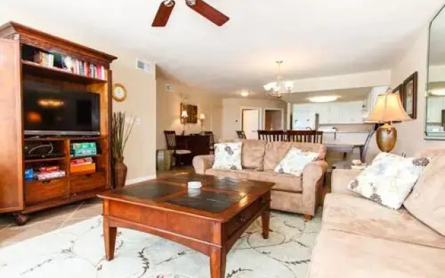 Islander 5003 by RedAwning