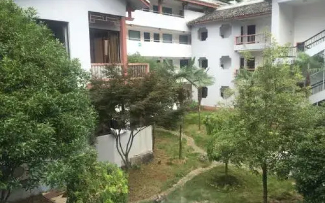 Zhangjiajie Heyi Hotel