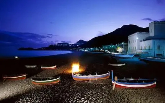 Marifra Beach