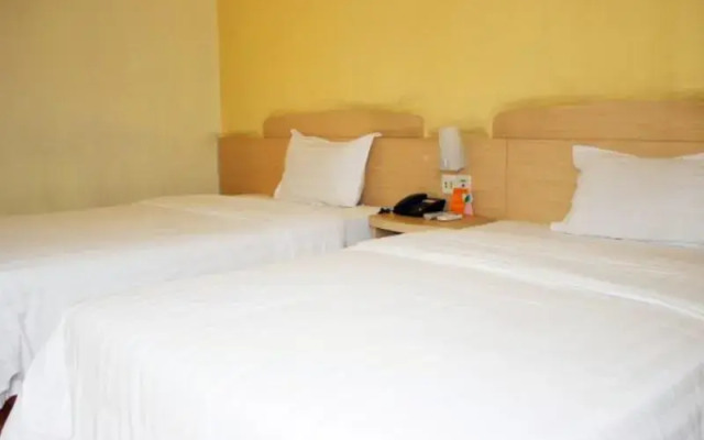 Pai Hotel Chongqing Longtou Temple Railway North