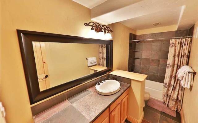 Spruce Ridge 706D - 3 Br Home