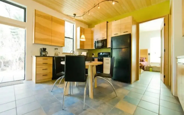 Taos Rio Eco Dwelling  Taos, New Mexico