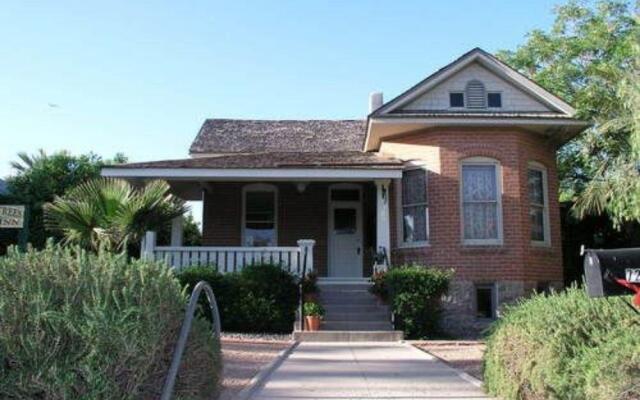 Peppertrees Bed & Breakfast Inn