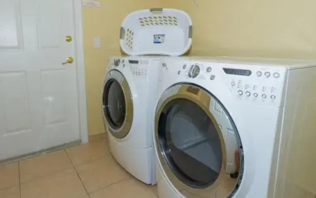 Brian'S Formosa Gardens Villa** Home