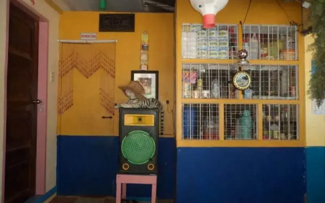 Wow Na Wow Tourist Inn