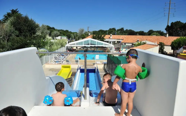 Camping Aqua 3 Masses