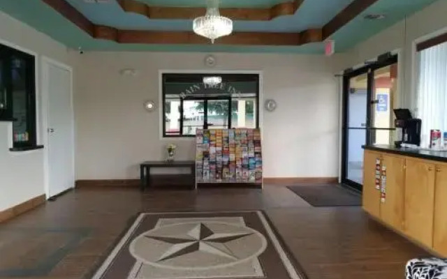 Raintree Inn & Suites