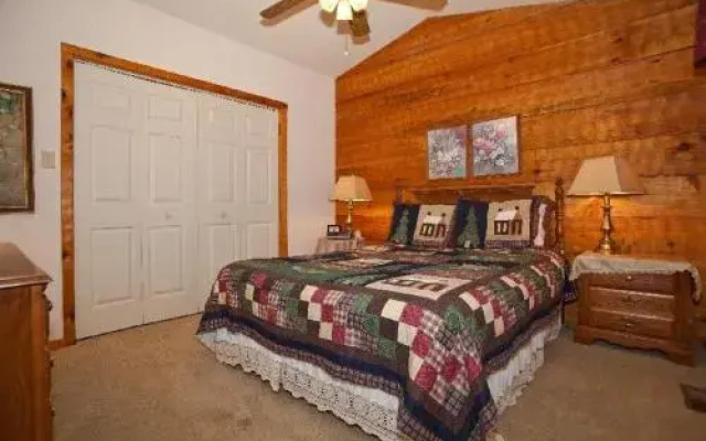 Richview - 2 Br home by RedAwning