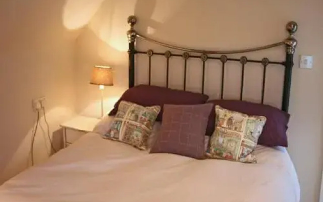 Weavers Cottage