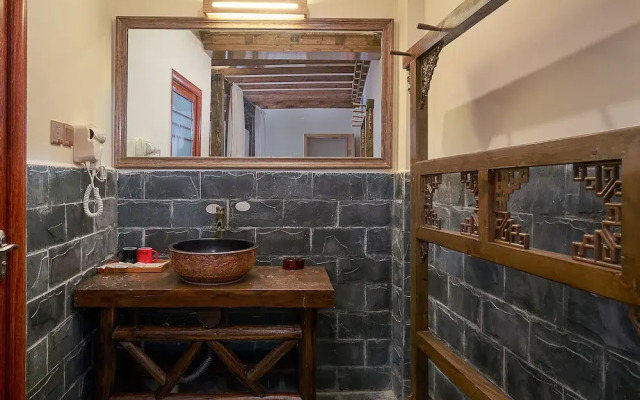 Floral Hotel Shangri-la Jiacuo Bieyuan